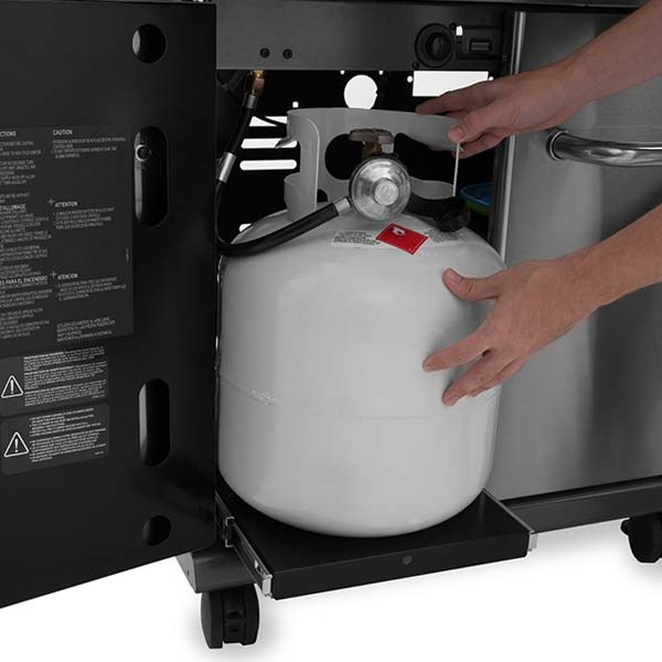 Pull-Out Tank Drawer