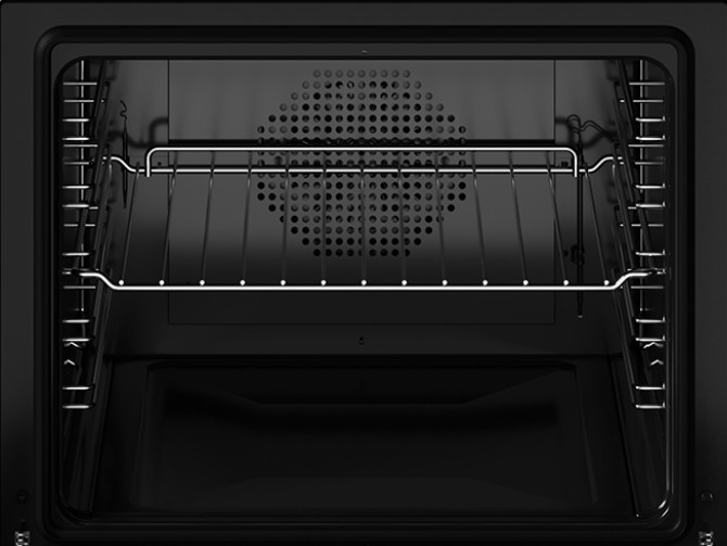 2.5 cu. ft Oven Capacity