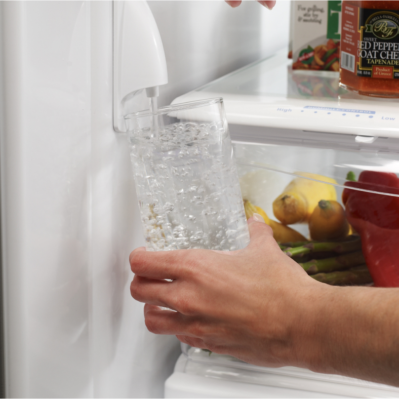 Interior-Water-Dispenser-with-EveryDrop™-Water-Filtration