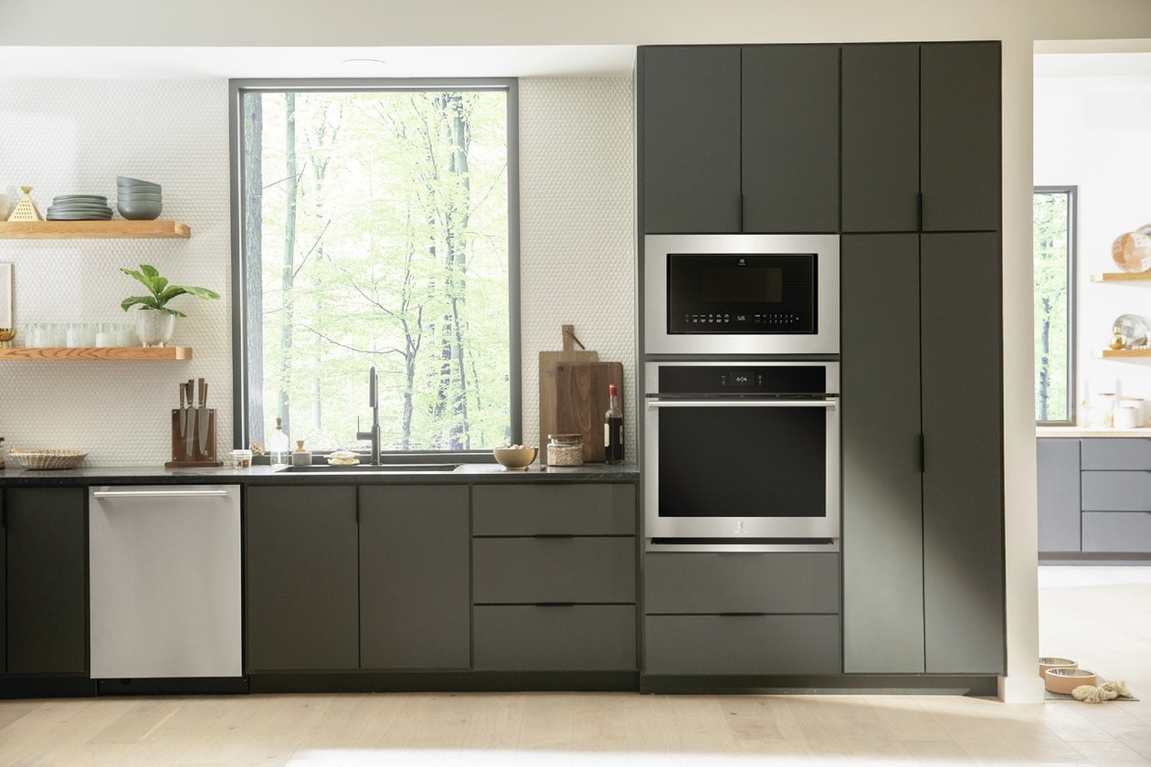 30"-Built-In-Side-Swing-Microwave-Oven-Black-EMBS2411BB